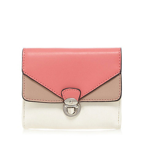 The-Collection-Coral-colour-block-purse