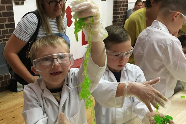 Lab Rascals slime workshops come to Flemingate!